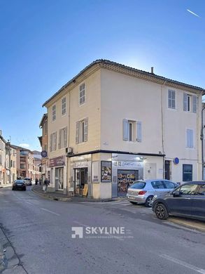 Complesso residenziale a Aubagne, Bocche del Rodano