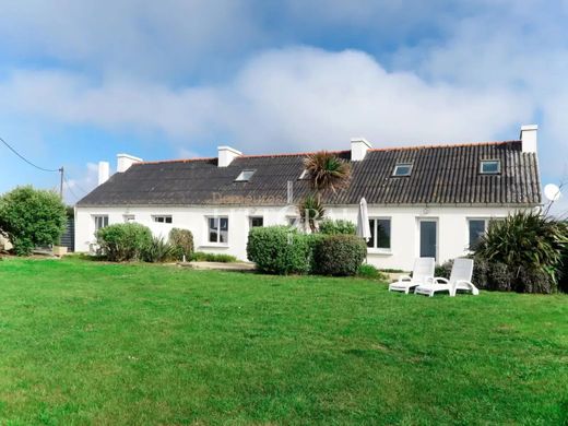 Hotel in Plozévet, Finistère