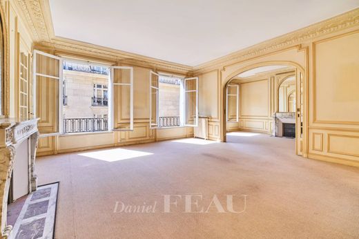 Apartment in Monceau, Courcelles, Ternes, Paris