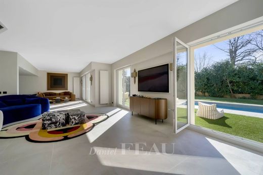 Luxury home in Le Chesnay, Yvelines