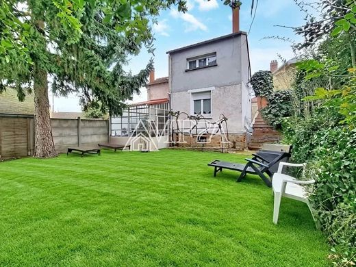 Luksusowy dom w Massy, Essonne