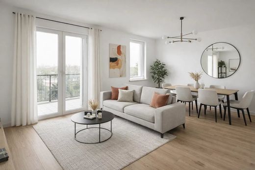 Apartment in Fontenay-aux-Roses, Hauts-de-Seine