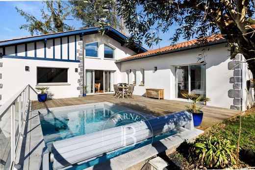 Luxury home in Villefranque, Pyrénées-Atlantiques
