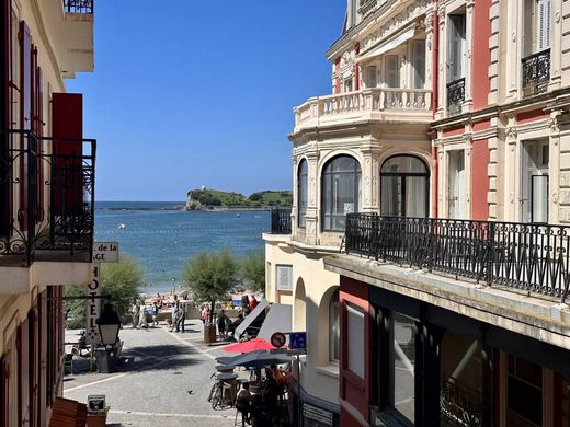 Apartment / Etagenwohnung in Saint-Jean-de-Luz, Pyrénées-Atlantiques