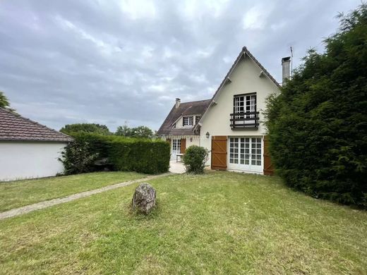 Luxury home in Villebon-sur-Yvette, Essonne