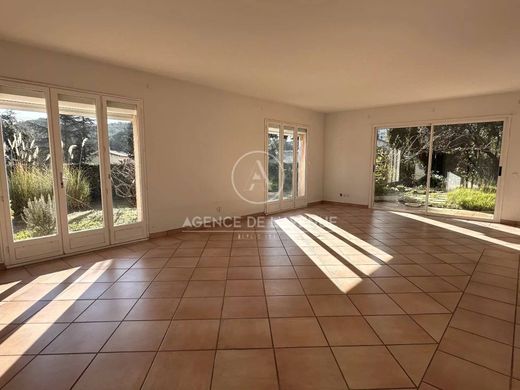 Luxury home in La Seyne-sur-Mer, Var