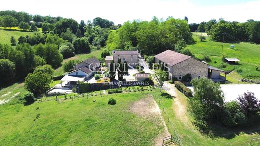 Luxe woning in Nontron, Dordogne