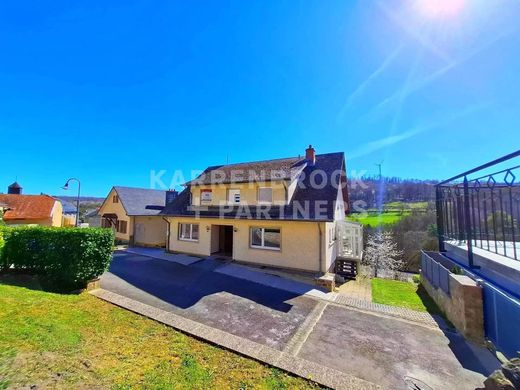 Detached House in Girst, Mompach