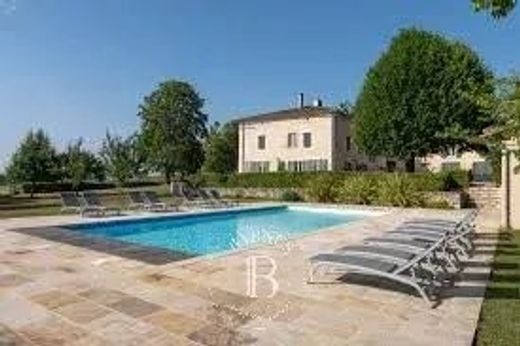 Rural or Farmhouse in Albi, Tarn