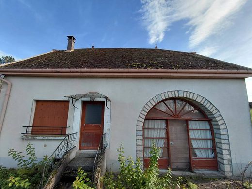 Luxe woning in Vesoul, Haute-Saône
