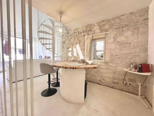 منزل ﻓﻲ Saint-Rémy-de-Provence, Bouches-du-Rhône