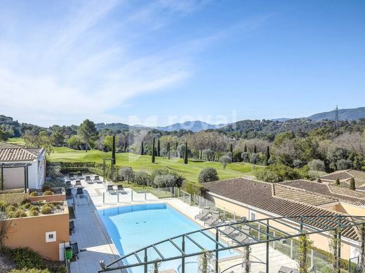 Apartment in Mougins, Alpes-Maritimes