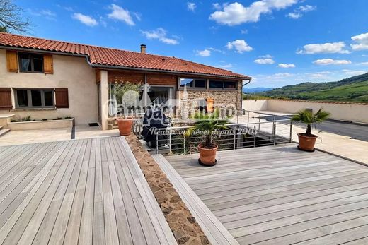 Luxury home in Saint-Forgeux, Rhône