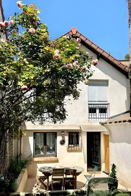Luxury home in Suresnes, Hauts-de-Seine