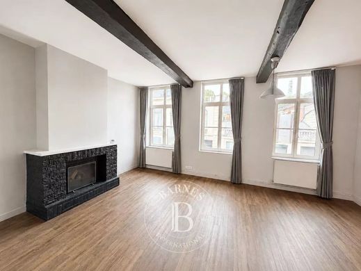 Apartment in Lille, North