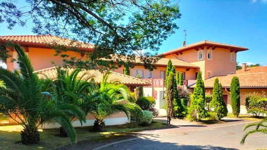 Apartment in Anglet, Pyrénées-Atlantiques