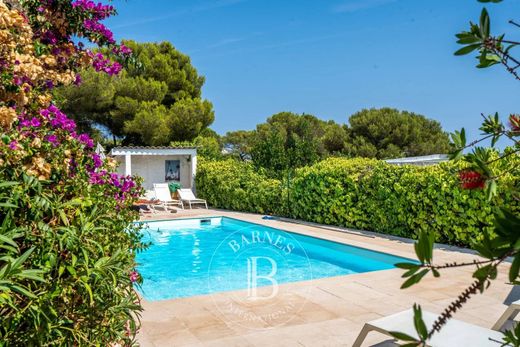 Casa di lusso a Les Issambres, Var