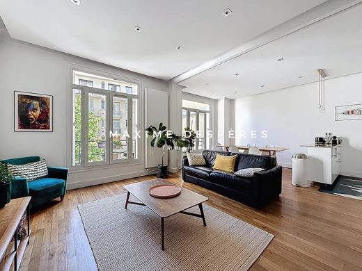 Piso / Apartamento en Neuilly-sur-Seine, Altos de Sena