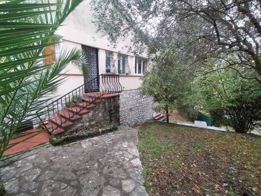 Vence, Alpes-Maritimesのヴィラ