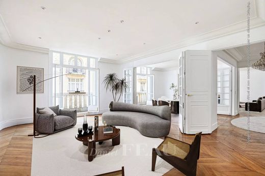 Apartment in La Muette, Auteuil, Porte Dauphine, Paris