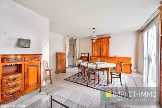 Apartment in Levallois-Perret, Hauts-de-Seine