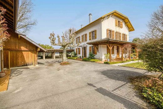 Luxury home in Reignier-Ésery, Haute-Savoie