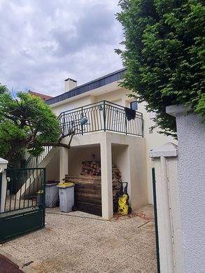 Lüks ev Rueil-Malmaison, Hauts-de-Seine