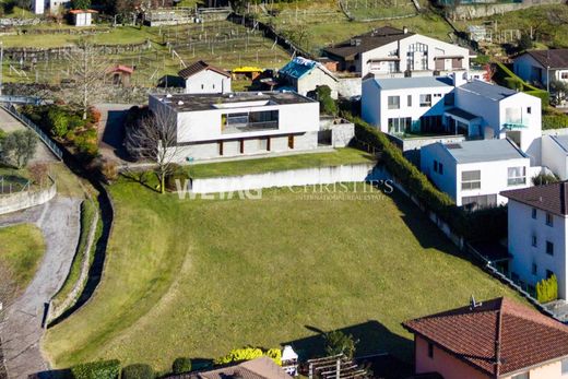 Villa in Bironico, Lugano