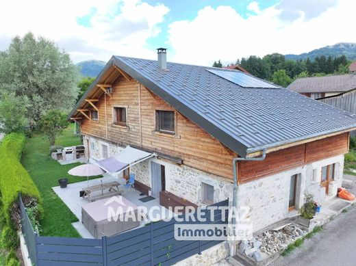 Casa di lusso a Onnion, Alta Savoia