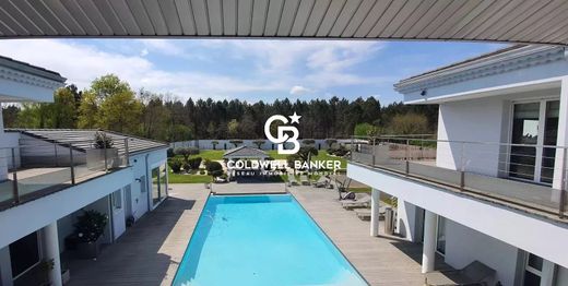 منزل ﻓﻲ Pessac, Gironde