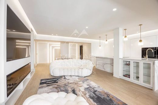 Apartment in Juan-les-Pins, Alpes-Maritimes