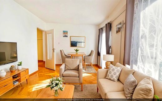 Apartment / Etagenwohnung in Neuilly-sur-Seine, Hauts-de-Seine