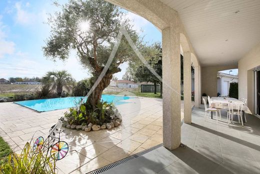 Villa a Lavernose-Lacasse, Alta Garonna