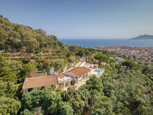 Villa in Cannes, Alpes-Maritimes