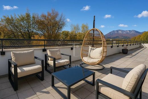 Apartment in Annecy, Haute-Savoie