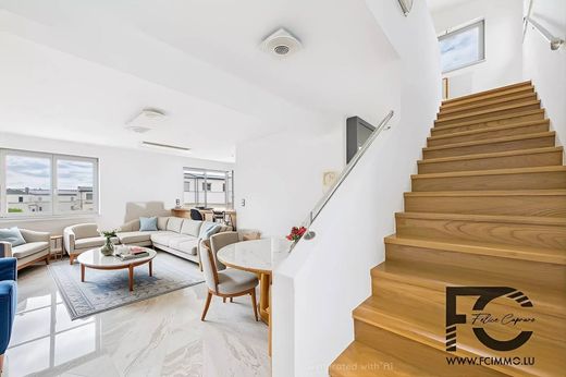 Duplex for sale in Bertrange