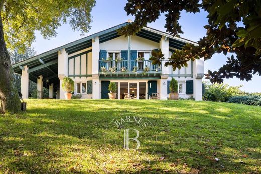 Luxury home in Urrugne, Pyrénées-Atlantiques