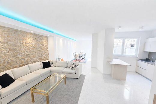 Apartment in Luxembourg, Ville de Luxembourg