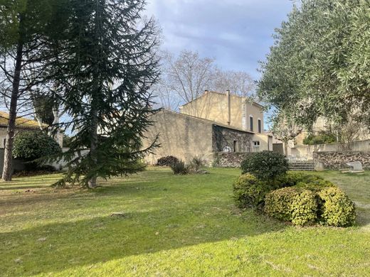 Luxus-Haus in Tourbes, Hérault