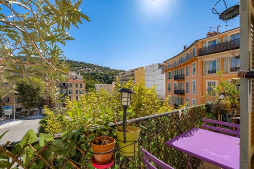 Apartment / Etagenwohnung in Nizza, Alpes-Maritimes