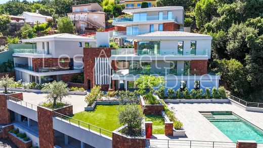 Piso / Apartamento en Les Adrets-de-l'Estérel, Var