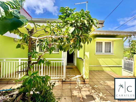 Элитный дом, Форт-де-Франс, Martinique