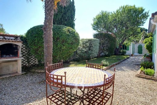Luxury home in La Couarde-sur-Mer, Charente-Maritime