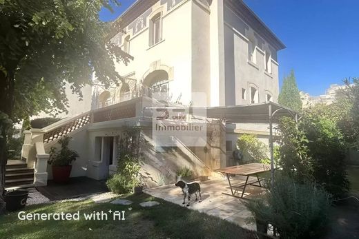 Luksusowy dom w Bagnols-sur-Cèze, Gard