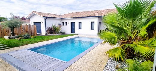 Villa in Saubrigues, Landes