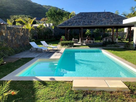 Villa in Tamarin, Black River District