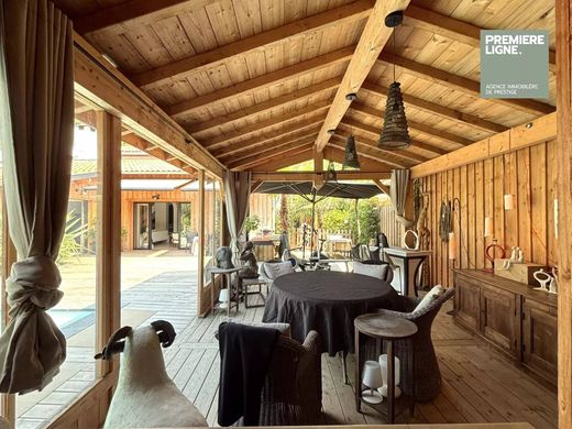 ‏בתי יוקרה ב  La Teste-de-Buch, Gironde