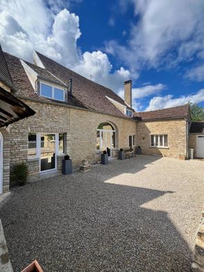 Luxury home in Beaune, Cote d'Or