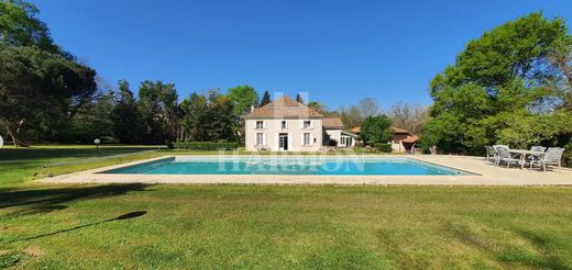村舍/农舍  Mont-de-Marsan, Landes