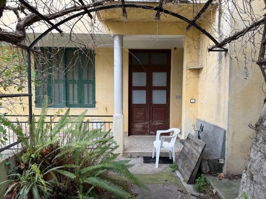 Daire San Remo, Imperia ilçesinde